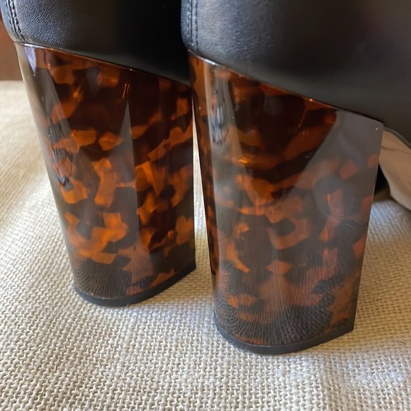 ALDO Aurella black Boots booties size 8 4” lucite heel - Picture 13 of 13